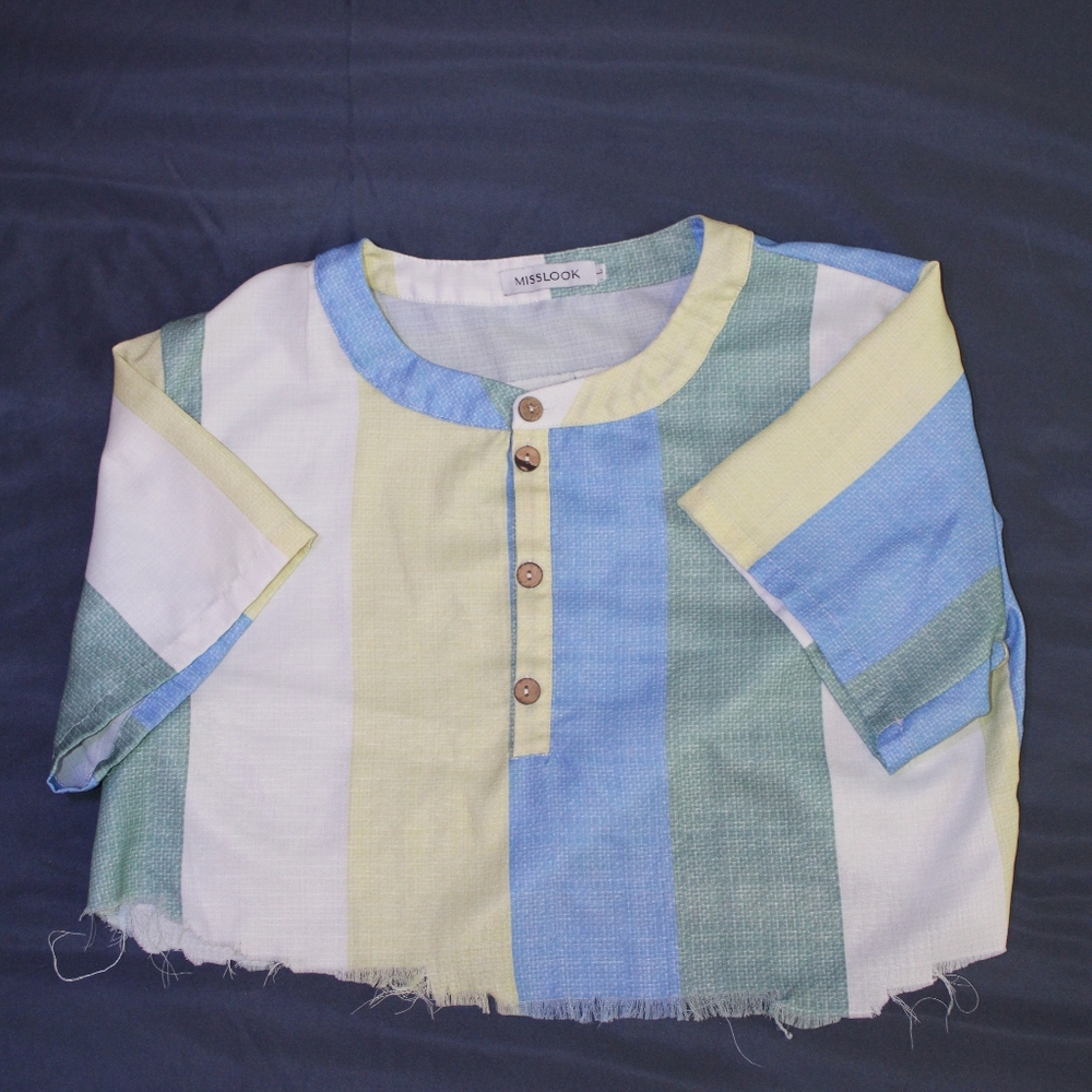 Colorblock Cropped Shirt